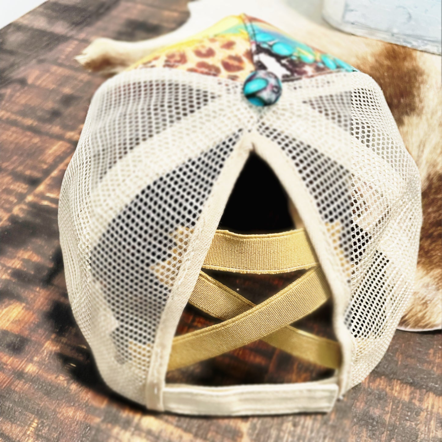 WILD HORSES TRUCKER HAT